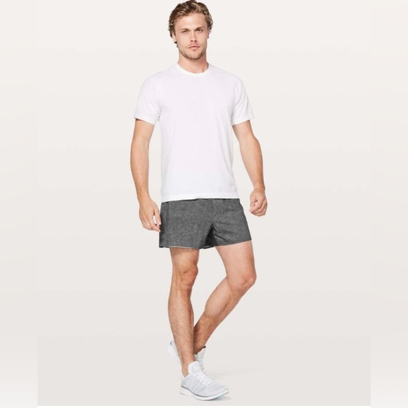 Lululemon surge short out of mind liner 4” shorts - Picture 1 of 5